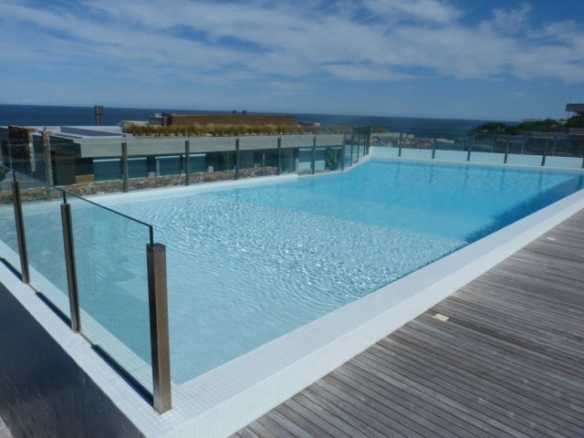 Venta de edificio Altamar de reciente construcción con una de las mejores vistas de Punta del Este